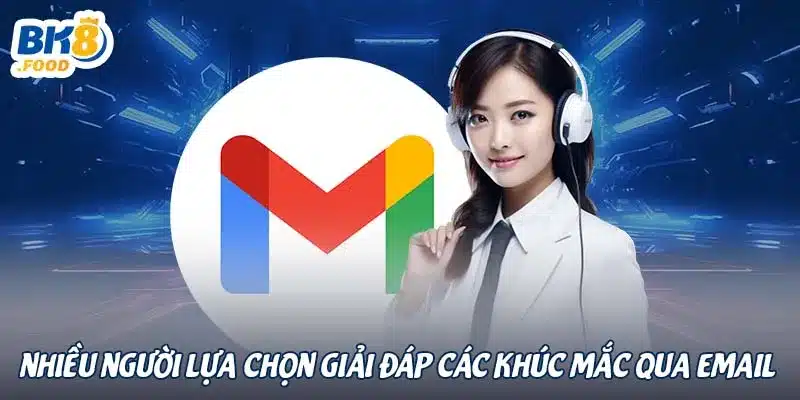 Nhiều người lựa chọn giải đáp các khúc mắc qua email